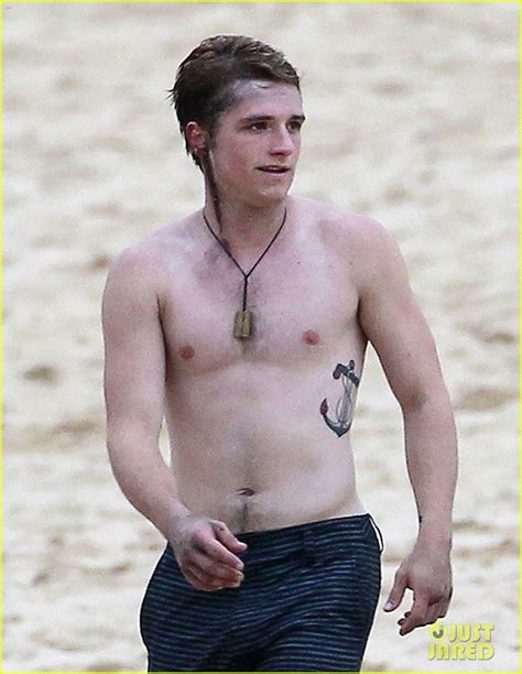 josh hutcherson shirtless